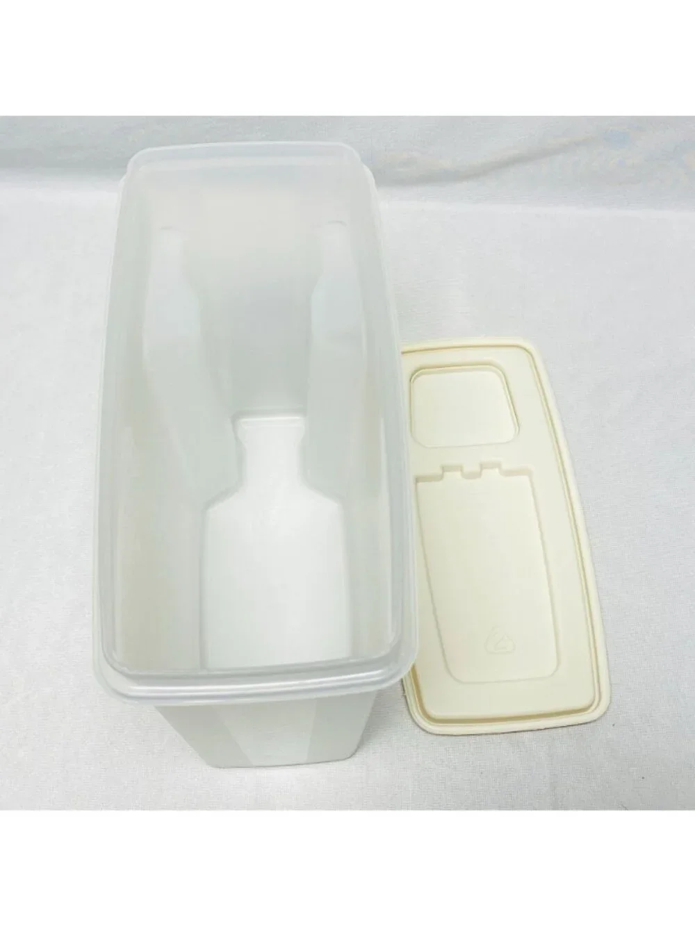 Rubbermaid Servin Saver Food Storage Containers W/ Flip-Top Lids 5.0L & 3.1L